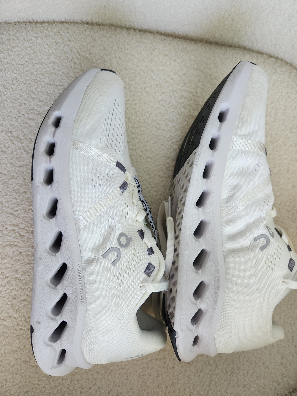 Men’s White Sneakers Size 8 - Picture 11 of 16